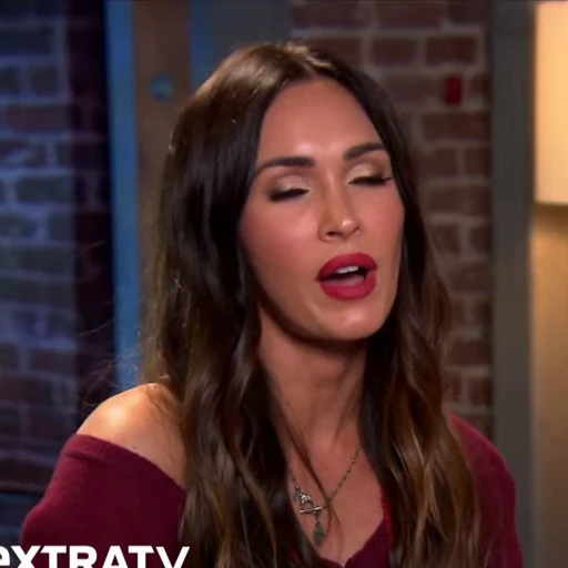Стикерпак Megan Fox для Telegram