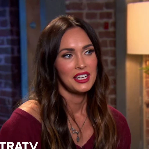 🤩 Стикер «Megan Fox» для Telegram