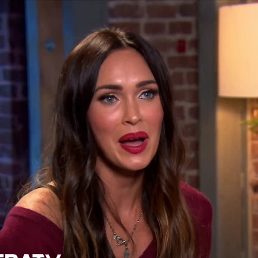 🤩 Стикер «Megan Fox» для Telegram