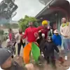 Стикер 40 🤡🆗😎🤮💪😏