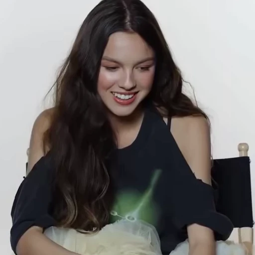 💜 Стикер «Olivia Rodrigo» для Telegram