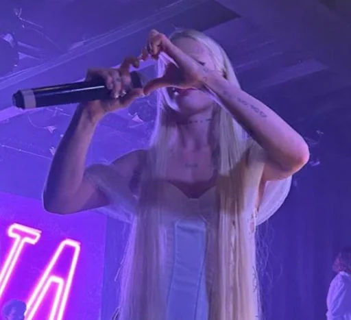 🤩 Стикер «Хофманнита» для Telegram