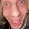 Стикер 26 🔫 🕺 🤨 🥺 🐰 🔞 🐰