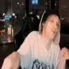 Стикер 18 🔫 🕺 🤨 🥺 🐰 🔞 🐰