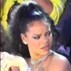 Стикер 30 Rihanna Еще Эмодзи