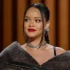 Стикер 38 Rihanna Еще Эмодзи