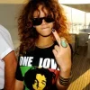 Стикер 36 Rihanna Еще Эмодзи