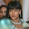 Стикер 6 Rihanna Еще Эмодзи