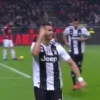 Стикер 39 Cristiano Ronaldo