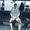 Стикер 19 Cristiano Ronaldo