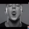 Стикер 46 Слей Girls