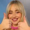 Стикер 5 Sabrina Carpenter Еще