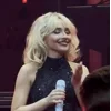 Стикер 41 Sabrina Carpenter Еще