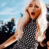 Стикер 47 Sabrina Carpenter Еще