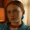 Стикер 3 Sadie Sink Еще