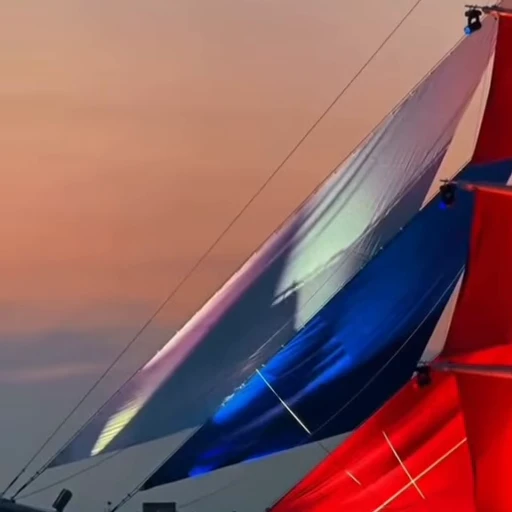 🌟 Стикер «Scarlet Sails» для Telegram