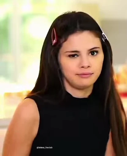 🤨 Стикер «Selena Gomez» для Telegram