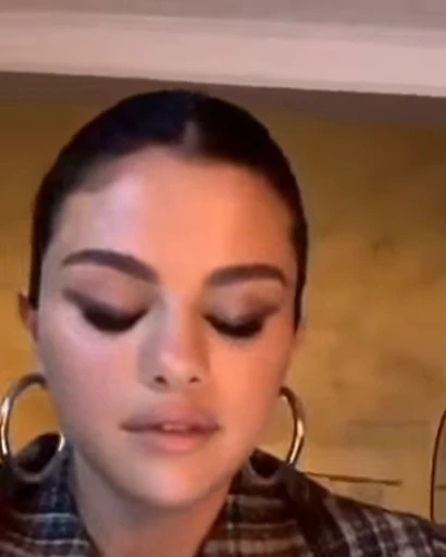 😐 Стикер «Selena Gomez» для Telegram