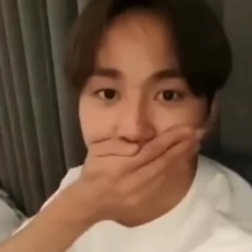 😨 Стикер «ｓｅｖｅｎｔｅｅｎ» для Telegram