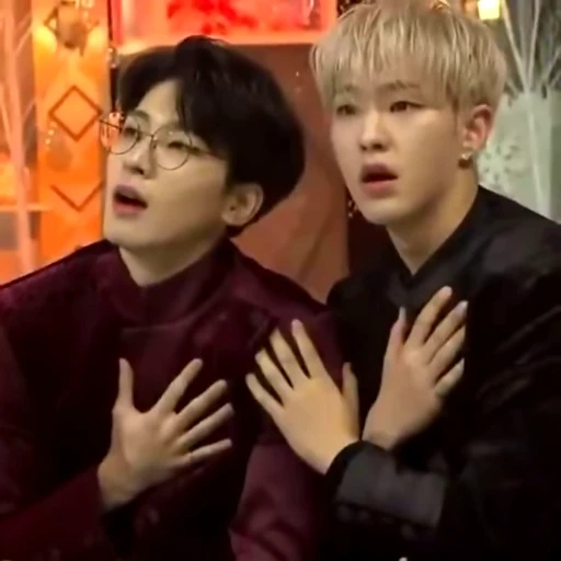 😨 Стикер «ｓｅｖｅｎｔｅｅｎ» для Telegram