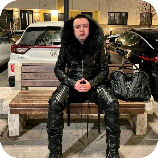 🚗 Стикер «Темный друн» для Telegram