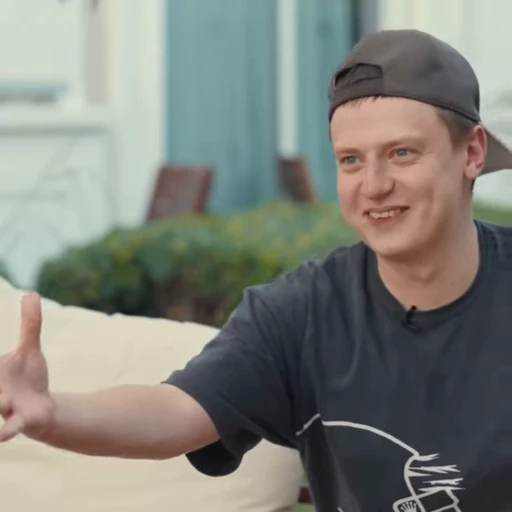 🤝 Стикер «МОЙ КАНАЛ, ЖМИ» для Telegram