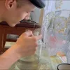 Стикер 32 😦 Видео набор эмоджи с Батей Викторовичем из Ютуба