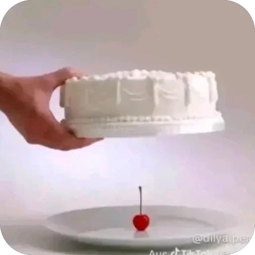 🫥 Стикер «вишенка на cake» для Telegram