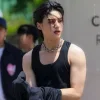 Стикер 2 Wooyoung ー