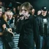 Стикер 53 💪 Набор эмоджи с музыкантом «Yung Trappa»