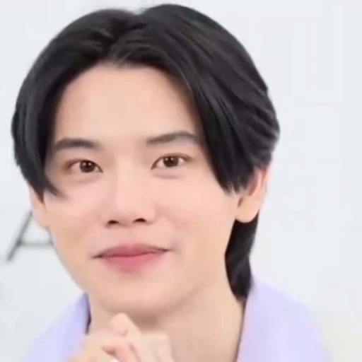 🤩 Стикер «Yinyin Anw» для Telegram