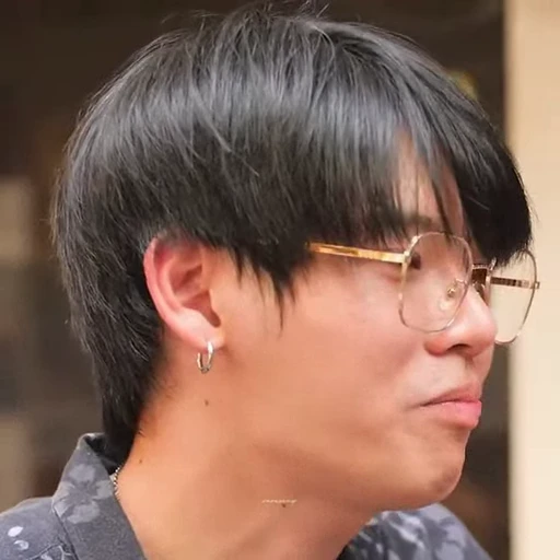 🤩 Стикер «Yinyin Anw» для Telegram