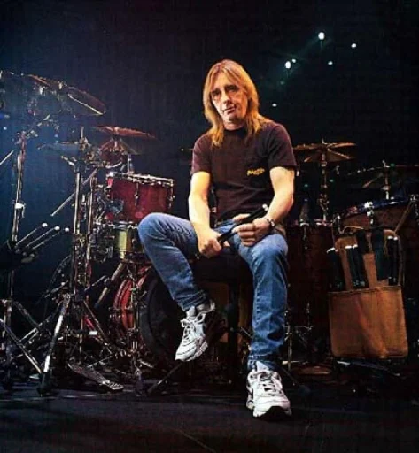 🥁 Стикер «ACDC» для Telegram