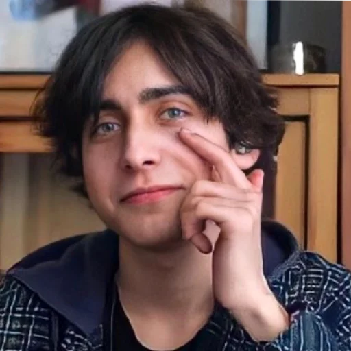 🥲 Стикер «Команда 0» для Telegram