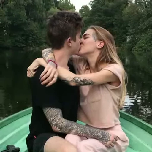 ❤️ Стикер «Lovebirds» для Telegram