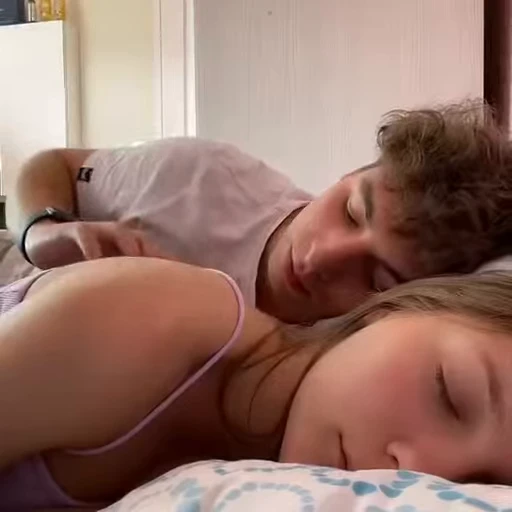❤️ Стикер «Lovebirds» для Telegram