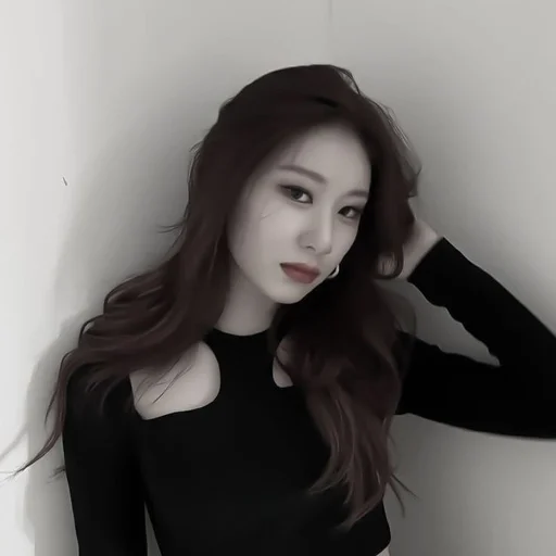 🐾 Стикер «itzy chaeryeong» для Telegram