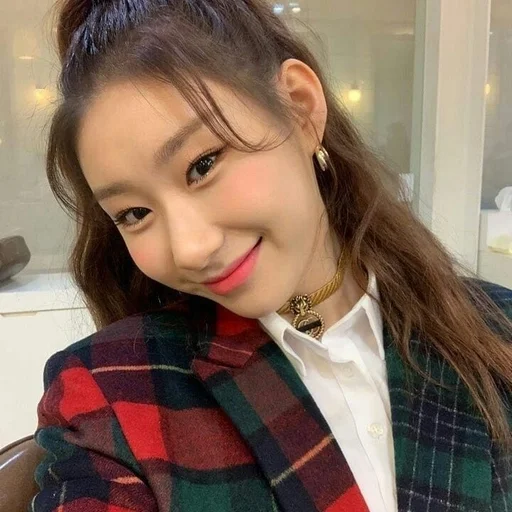 🐾 Стикер «itzy chaeryeong» для Telegram