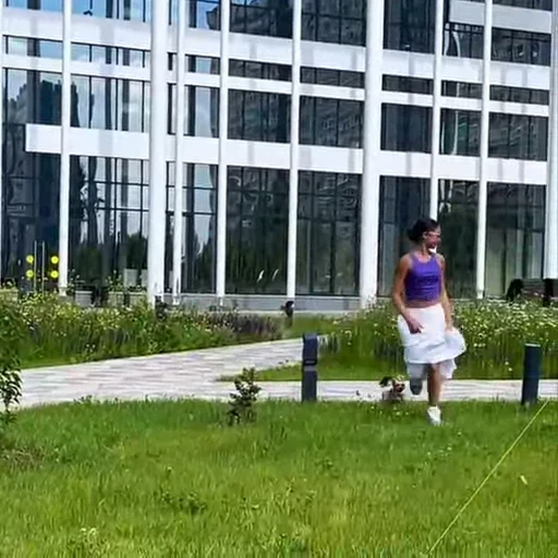🤩 Стикер «Аделия Петросян» для Telegram