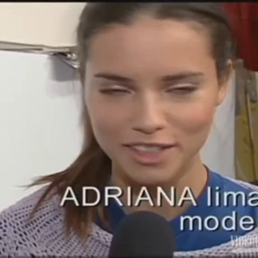 🤩 Стикер «Adriana Lima» для Telegram