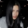 Стикер 58 Adriana Lima - модель и ангел Victoria's secret