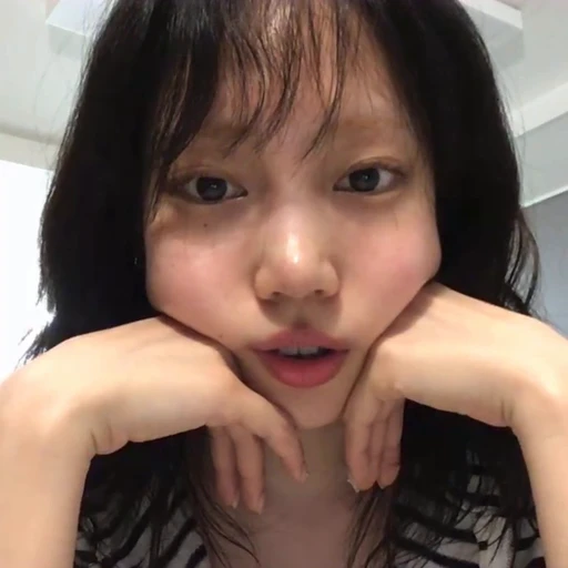 🦨 Стикер «ww jueun» для Telegram