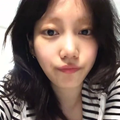 🦨 Стикер «ww jueun» для Telegram