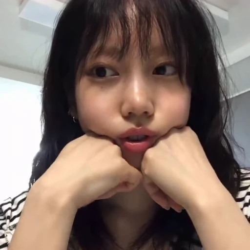 🦨 Стикер «ww jueun» для Telegram
