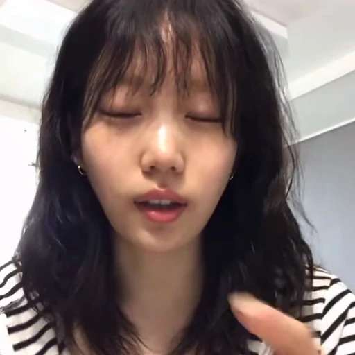 🦨 Стикер «ww jueun» для Telegram