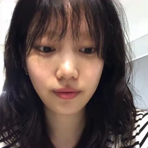 🦨 Стикер «ww jueun» для Telegram