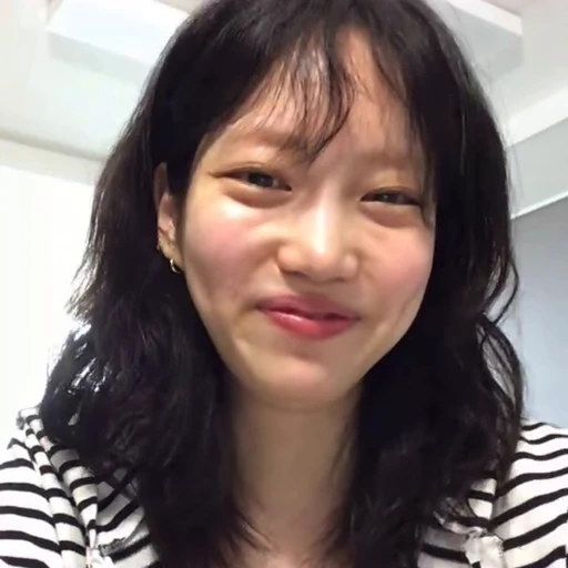 🦨 Стикер «ww jueun» для Telegram