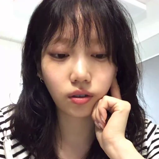 🦨 Стикер «ww jueun» для Telegram