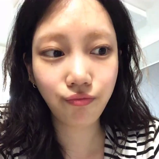 🦨 Стикер «ww jueun» для Telegram