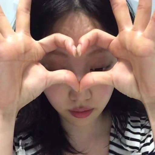 🦨 Стикер «ww jueun» для Telegram